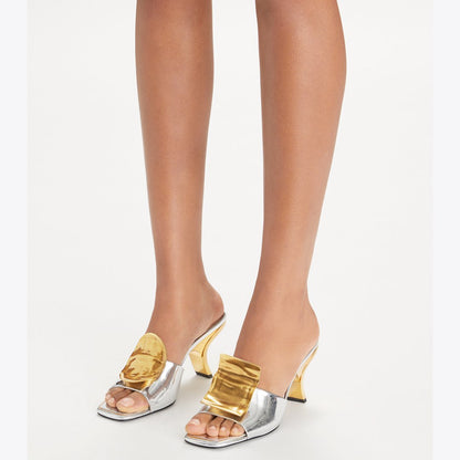 Tory Burch Patos Mismatched Heeled Mule ARGENTO / GOLD / GOLD