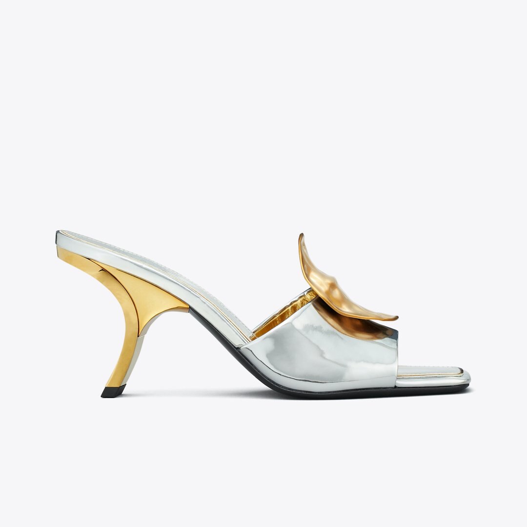 Tory Burch Patos Mismatched Heeled Mule ARGENTO / GOLD / GOLD
