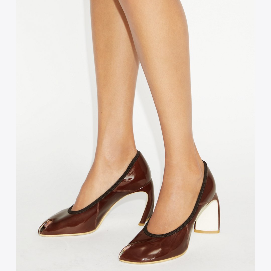 Tory Burch Peep-Toe Pump RUSSET BROWN