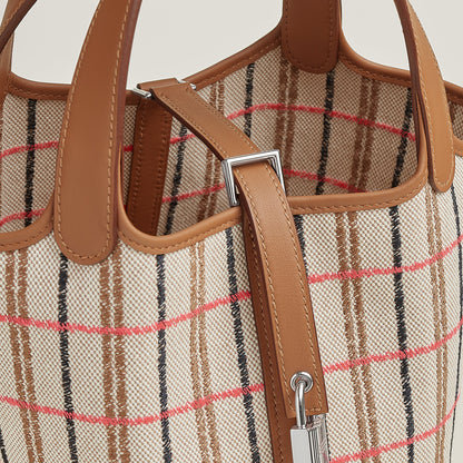  Hermes Picotin Lock 18 Bag Cru