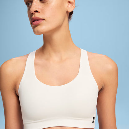On Active Bra Undyed-White (Women'S)