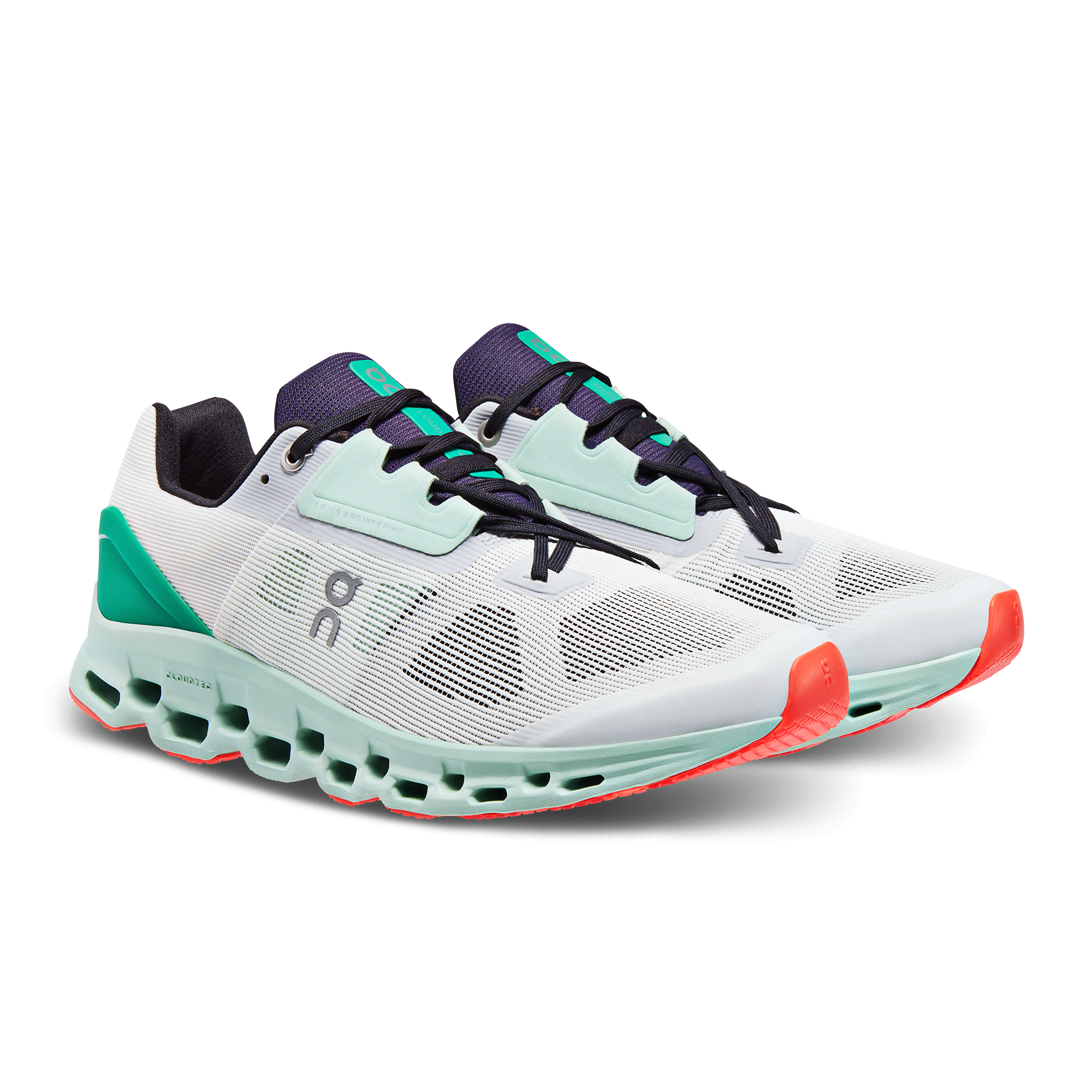 On Cloudstratus Undyed White Creek