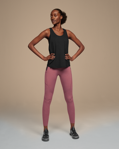 on focus tank Black (Women's)