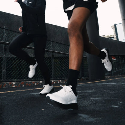 Mount To Coast P1 White|Black