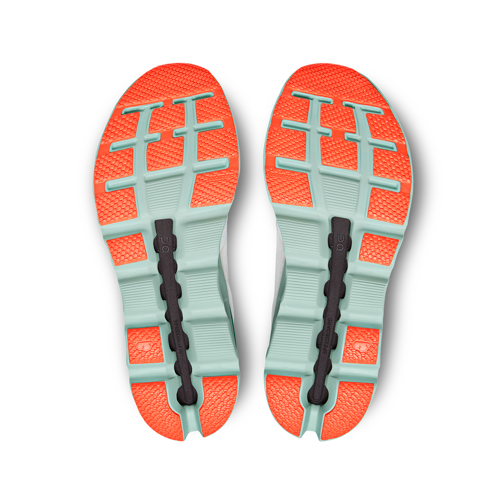 On Cloudstratus Undyed White Creek