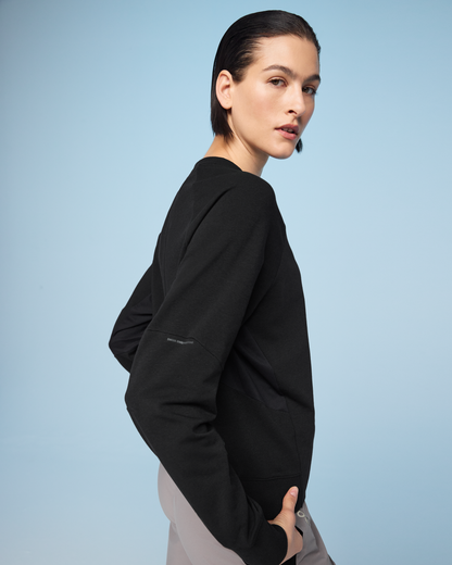 On Movement Crew Black (Women'S)