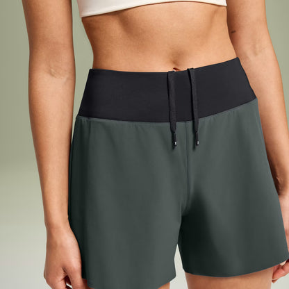 On 5" Running Shorts Lead | Black (Women'S)