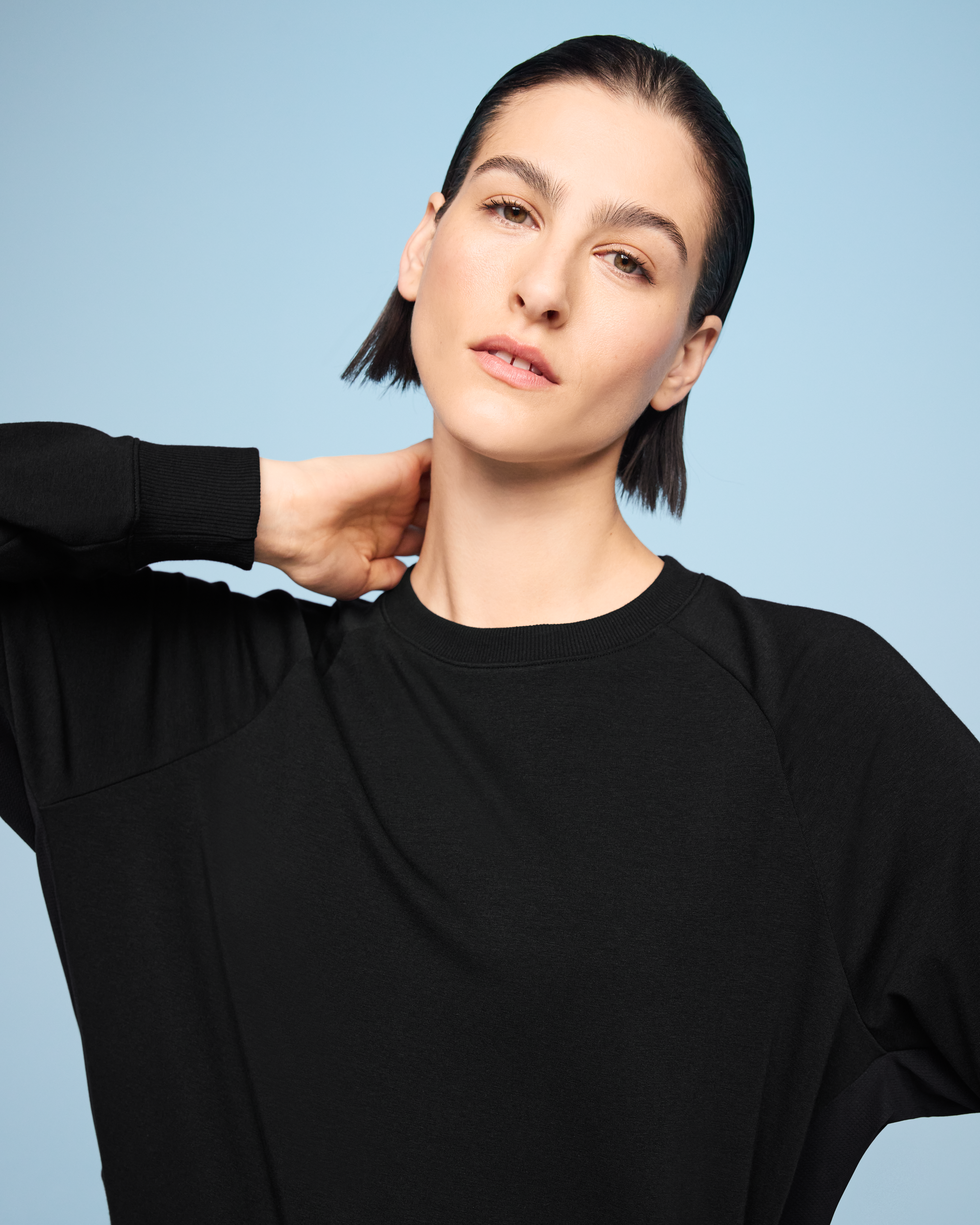 on movement crew Black (Women's)