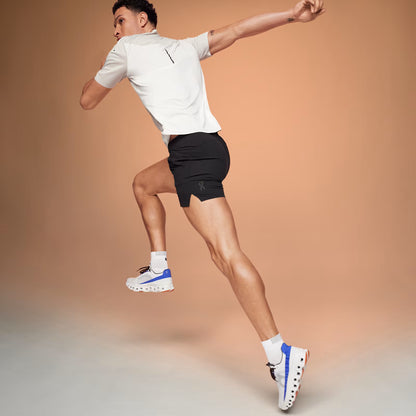 On Essential Shorts Black