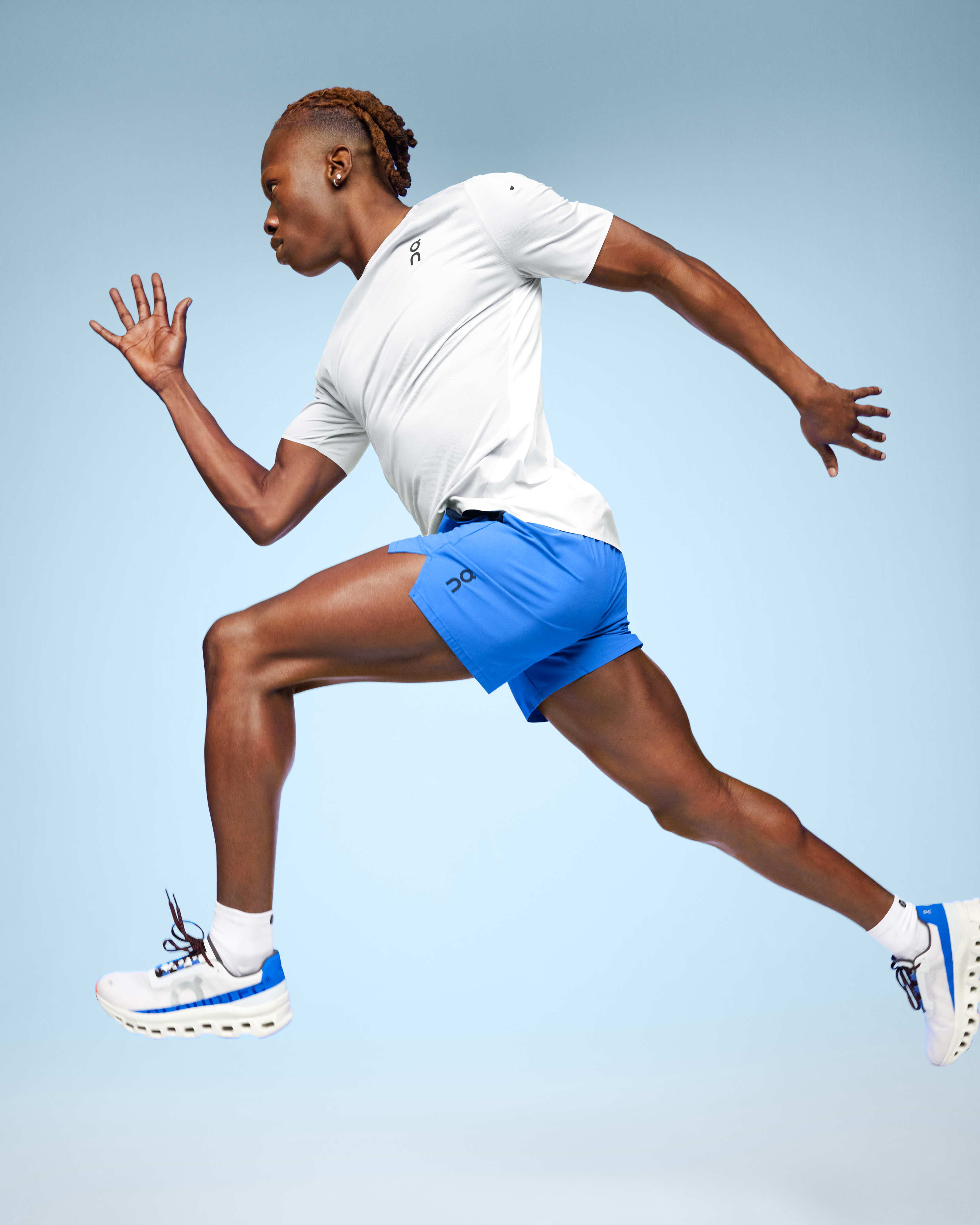 On Essential Shorts Cobalt | Black