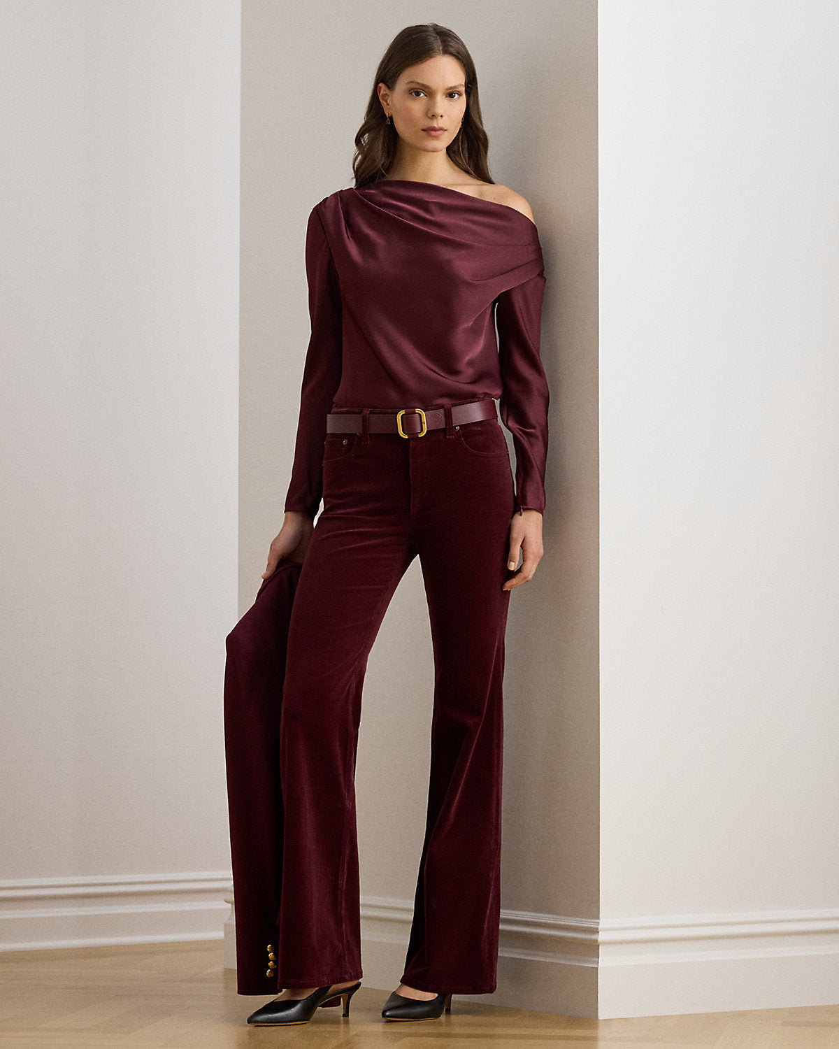 #color_dark-garnet