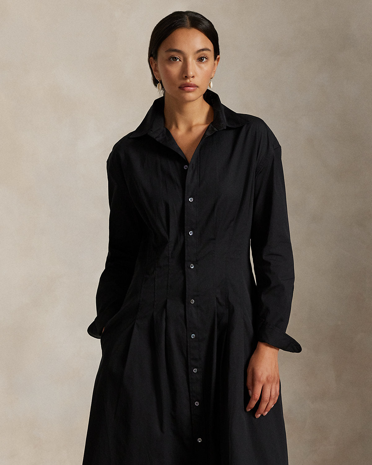 #color_polo-black