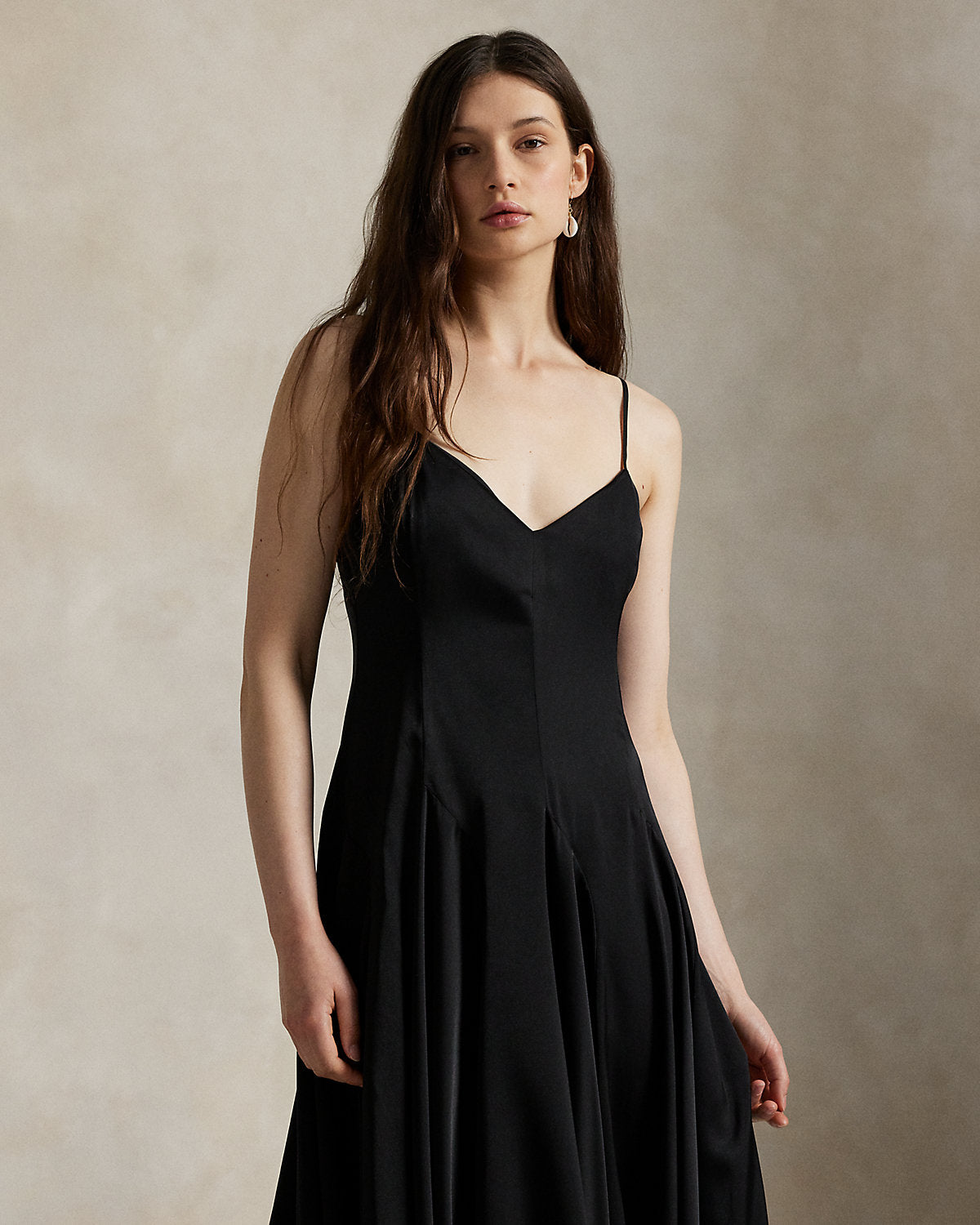 #color_polo-black
