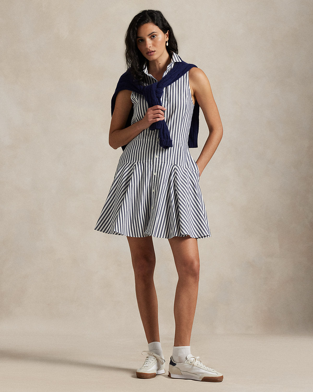 #color_grey-stripe