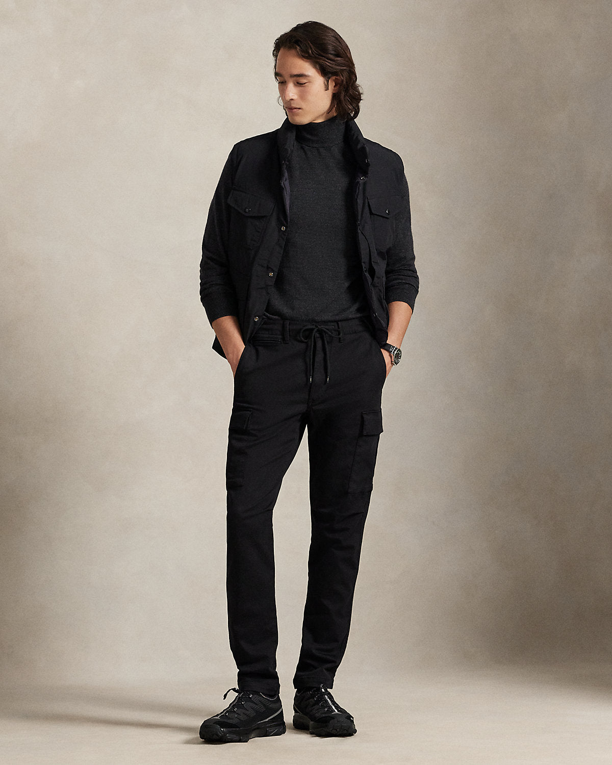 #color_polo-black