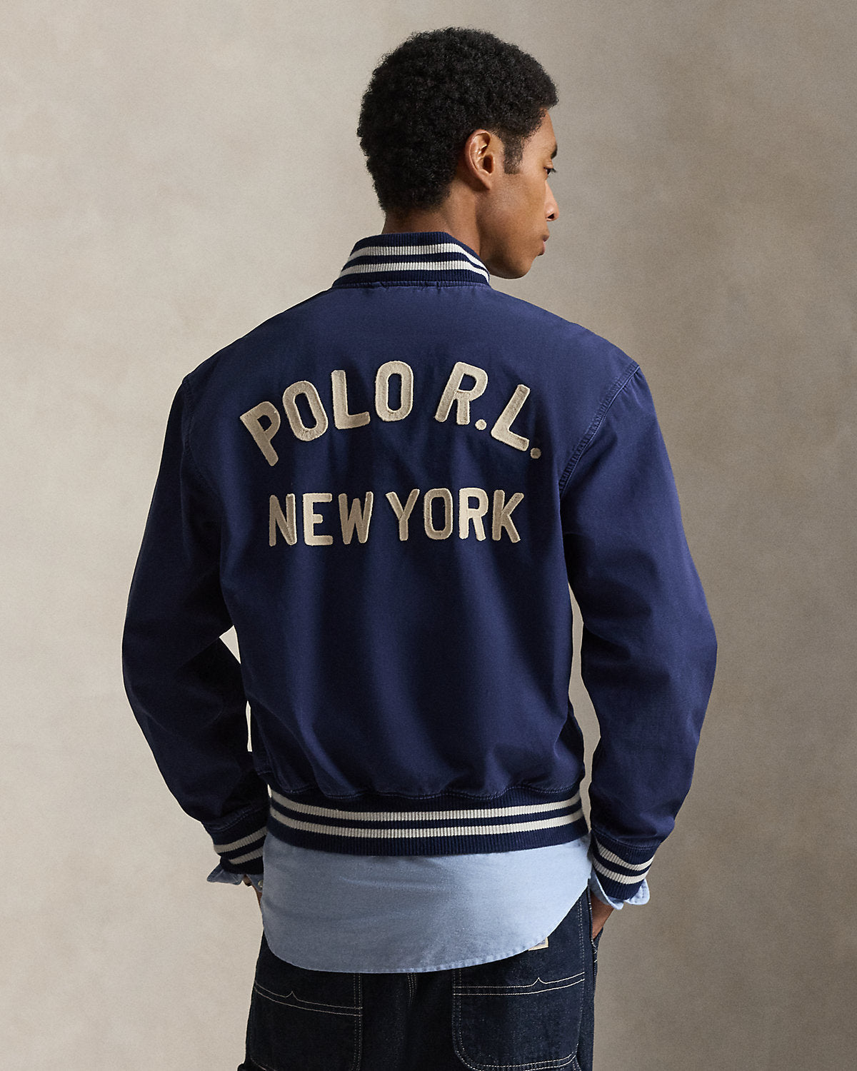 #color_newport-navy