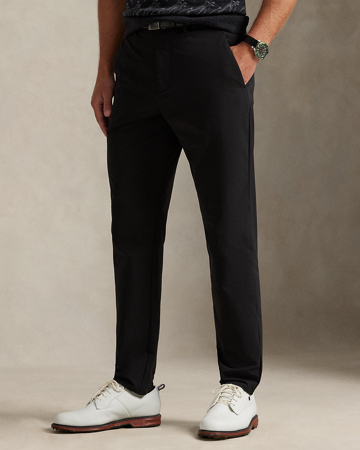 #color_polo-black