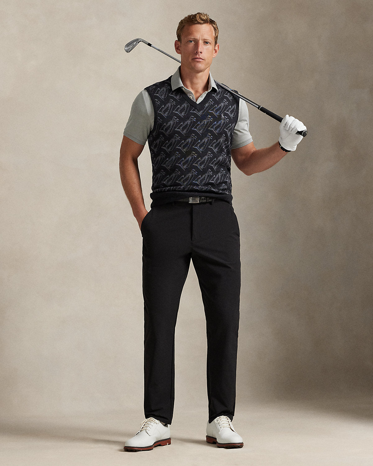#color_polo-black