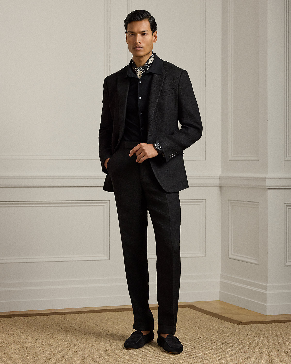 #color_classic-black