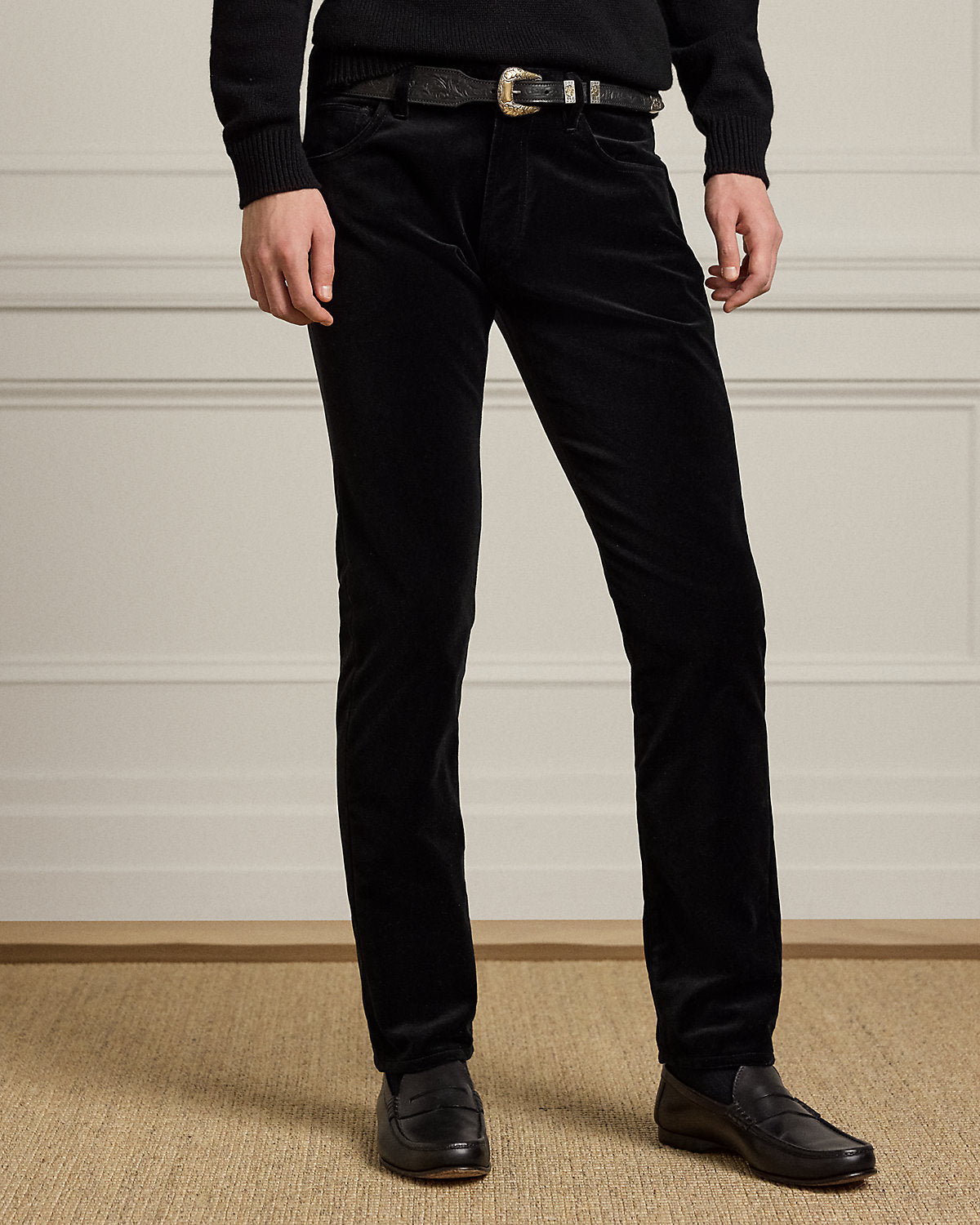#color_polo-black