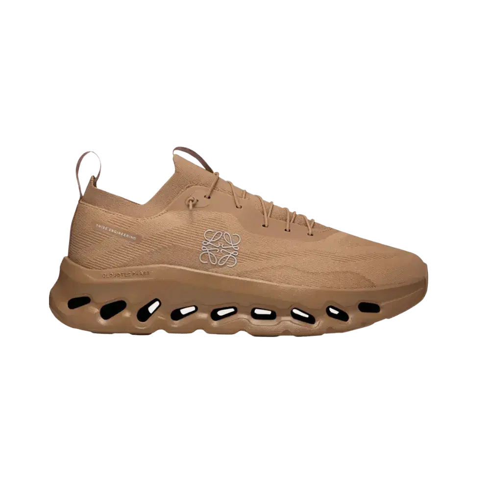 On Running Cloudtilt Loewe Dark Sand