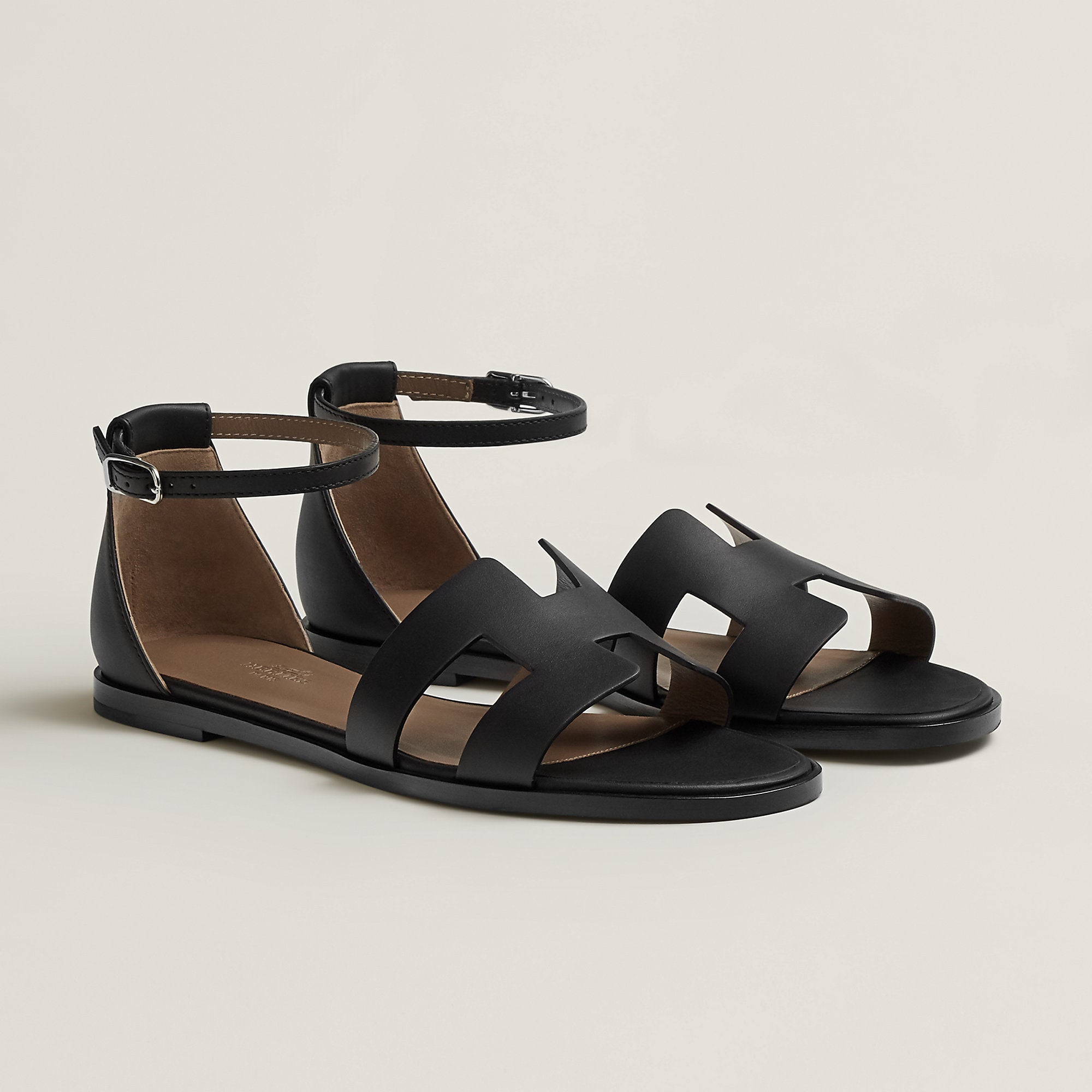  Hermes Santorini Sandal Noir