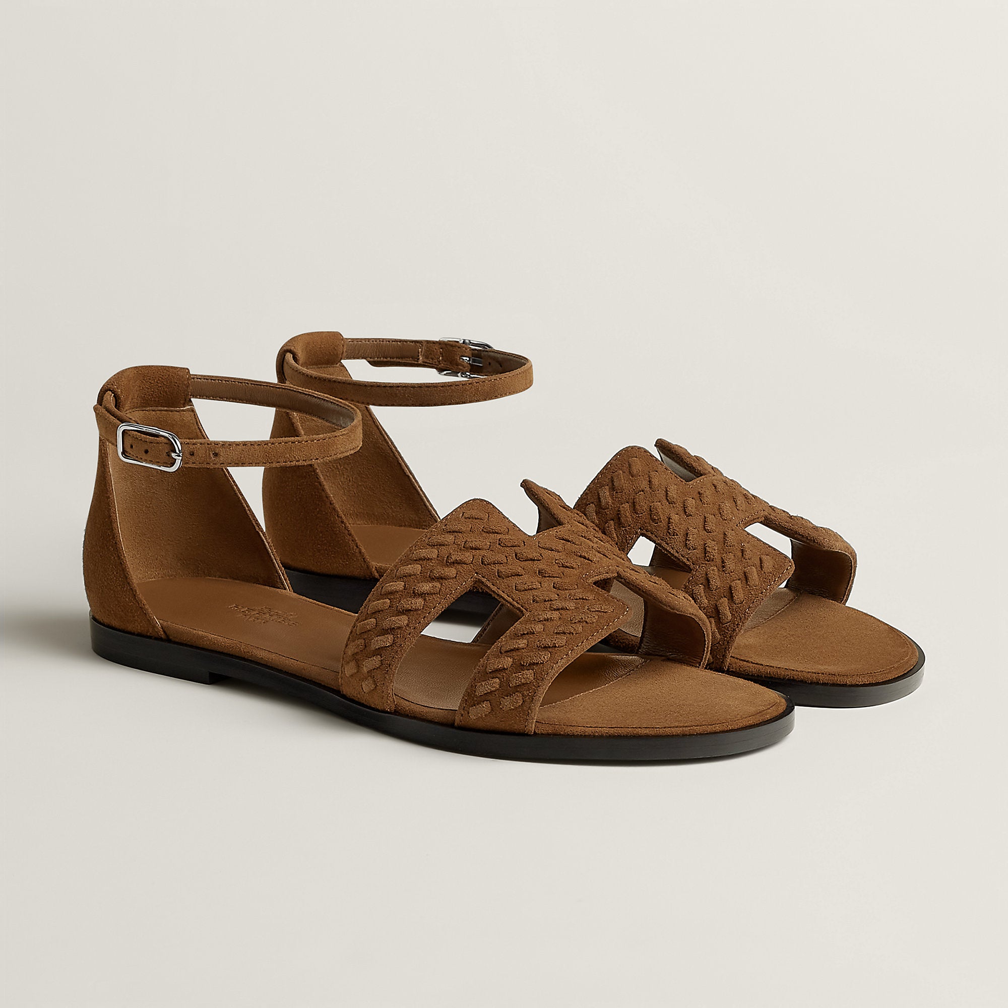  Hermes Santorini Sandal Brun Fum