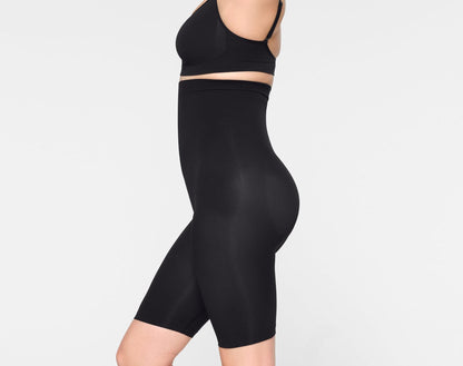 Skims Seamless Sculpt High-Waisted Above The Knee Short Onyx