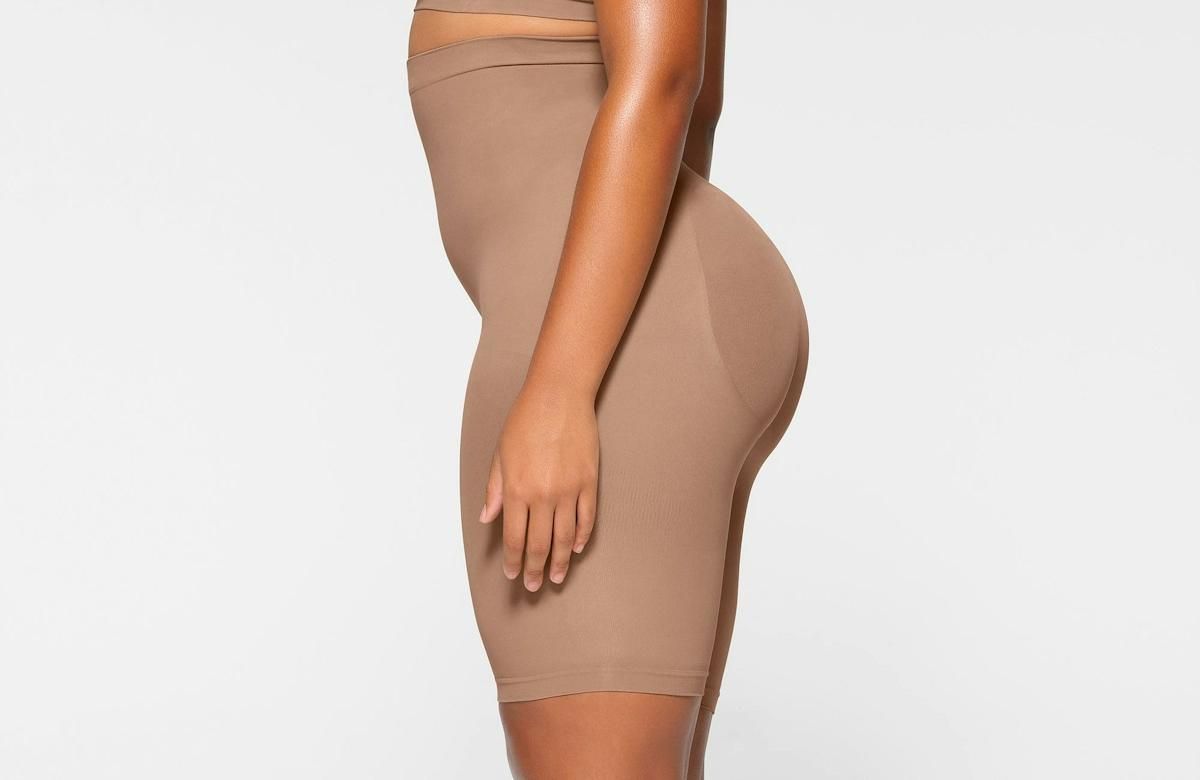 Skims Seamless Sculpt High-Waisted Above The Knee Short