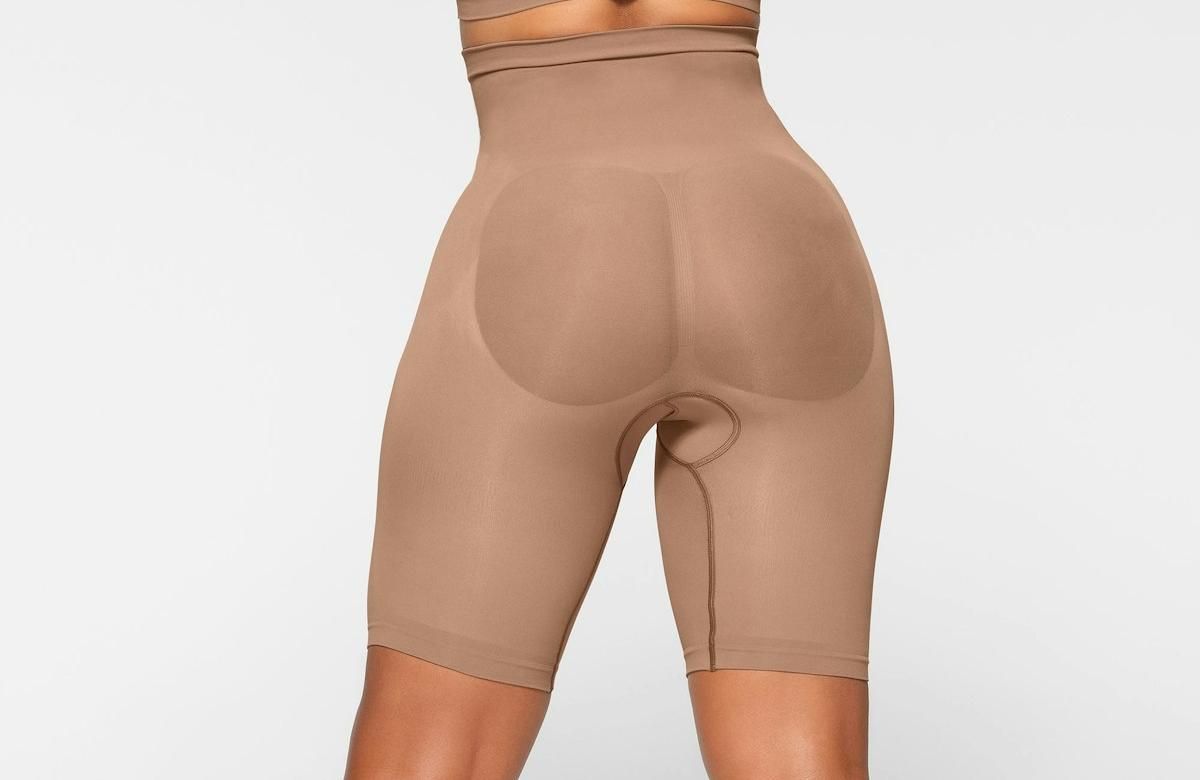 Skims Seamless Sculpt High-Waisted Above The Knee Short