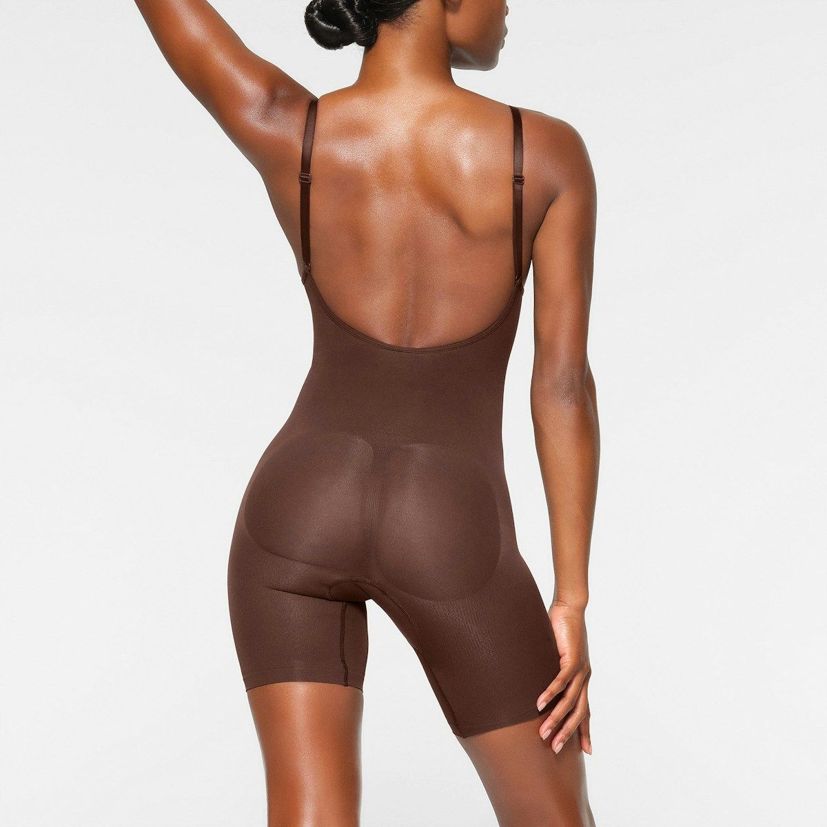 Skims Seamless Sculpt Low Back Mid Thigh Bodysuit