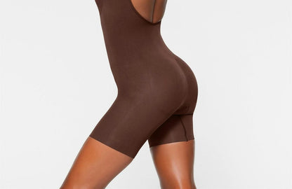 Skims Seamless Sculpt Low Back Mid Thigh Bodysuit