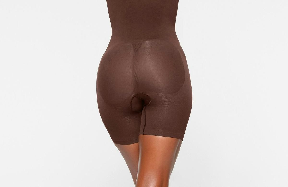 Skims Seamless Sculpt Mid Thigh Bodysuit