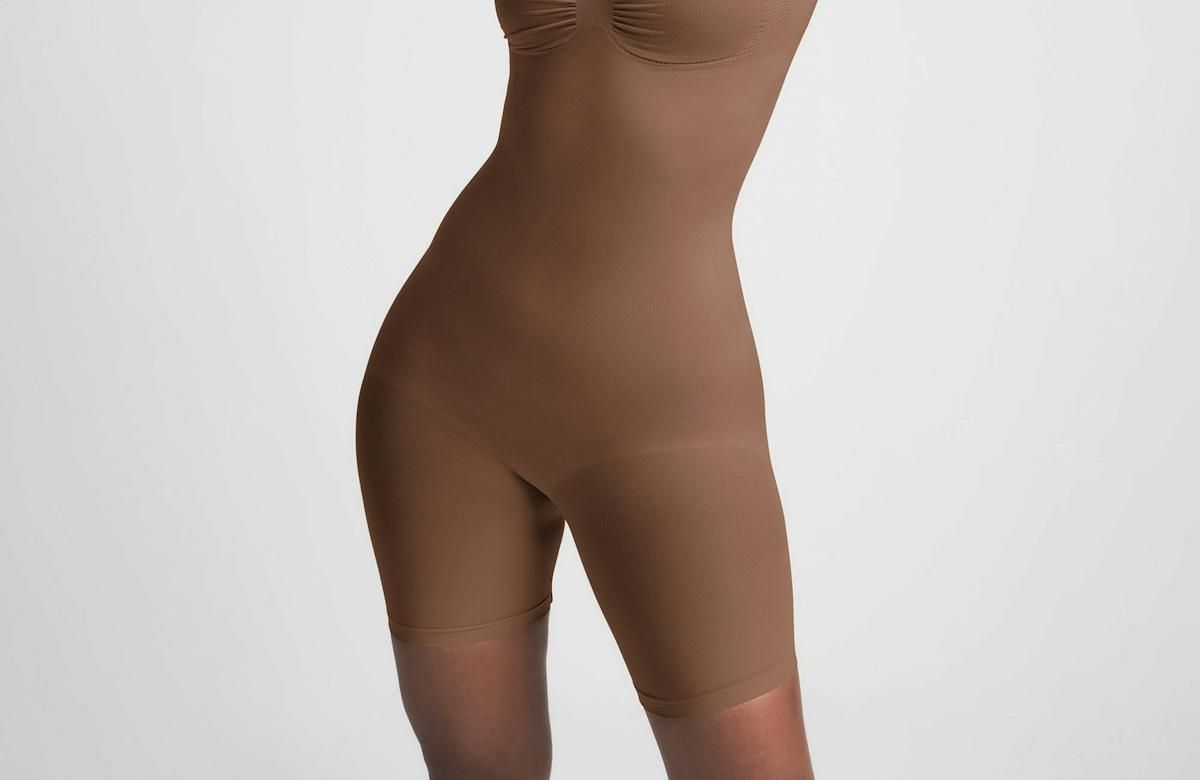 Skims Seamless Sculpt Mid Thigh Bodysuit