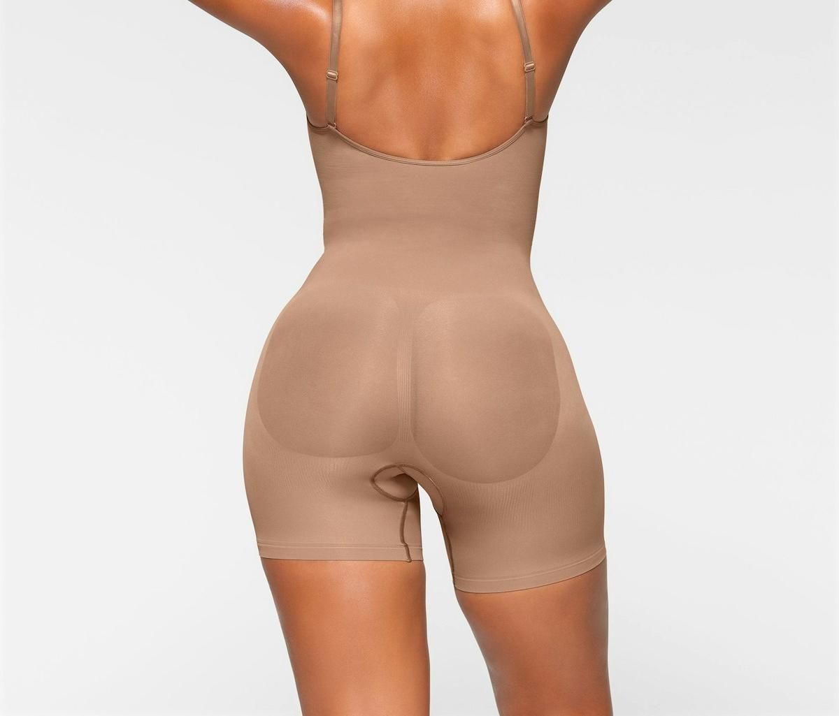 Skims Seamless Sculpt Mid Thigh Bodysuit