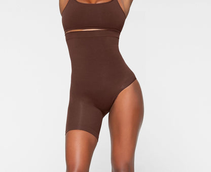 Skims Seamless Sculpt Solution Short Left Leg Exposed Cocoa