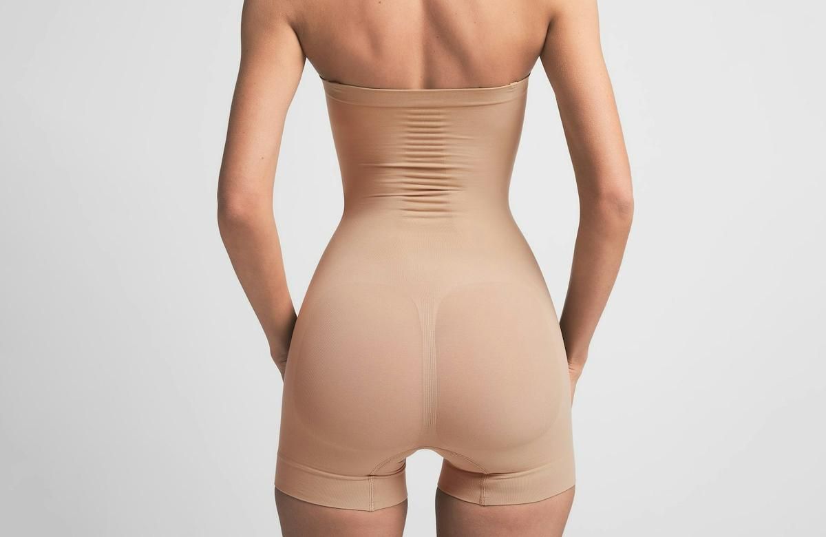 Skims Seamless Sculpt Strapless Shortie Bodysuit
