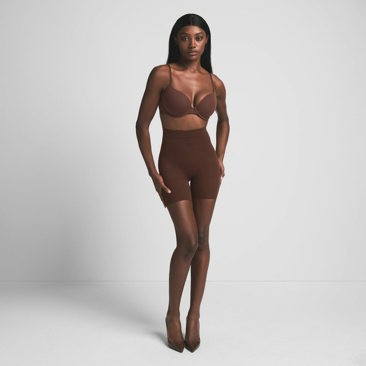 Skims Sheer Seamless High-Waisted Mid Thigh Short
