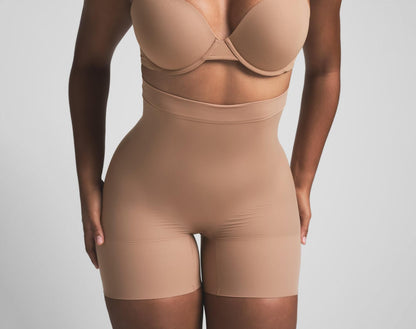 Skims Sheer Seamless High-Waisted Mid Thigh Short Sienna