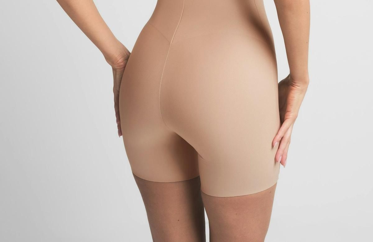 Skims Body Core Sculpt High-Waisted Short