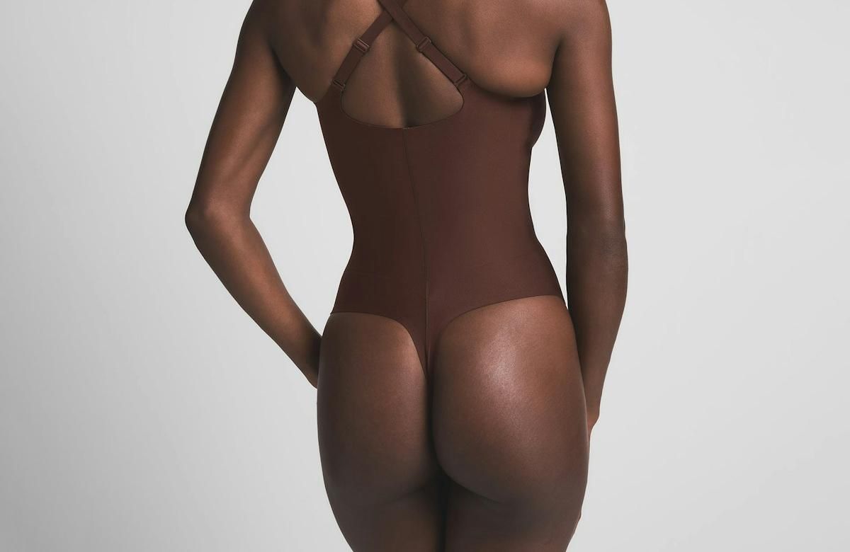 Skims Body Core Sculpt Plunge Thong Bodysuit