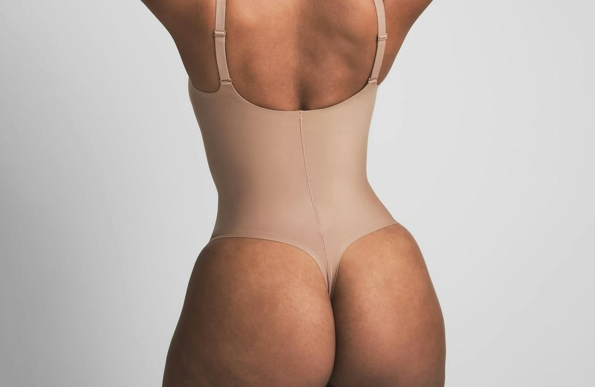 Skims Body Core Sculpt Plunge Thong Bodysuit