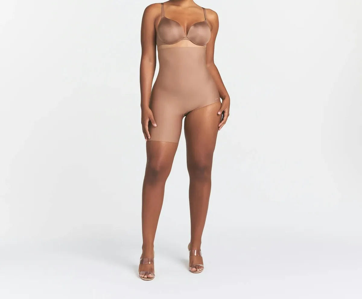Skims Body Left Leg Solution Short