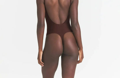 Skims Body Scoop Low Back Thong Bodysuit