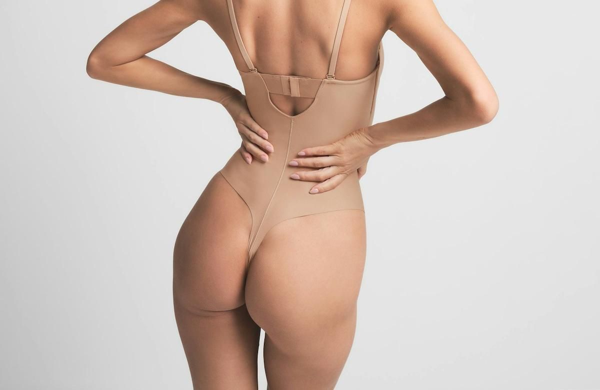 Skims Body Underwire Thong Bodysuit