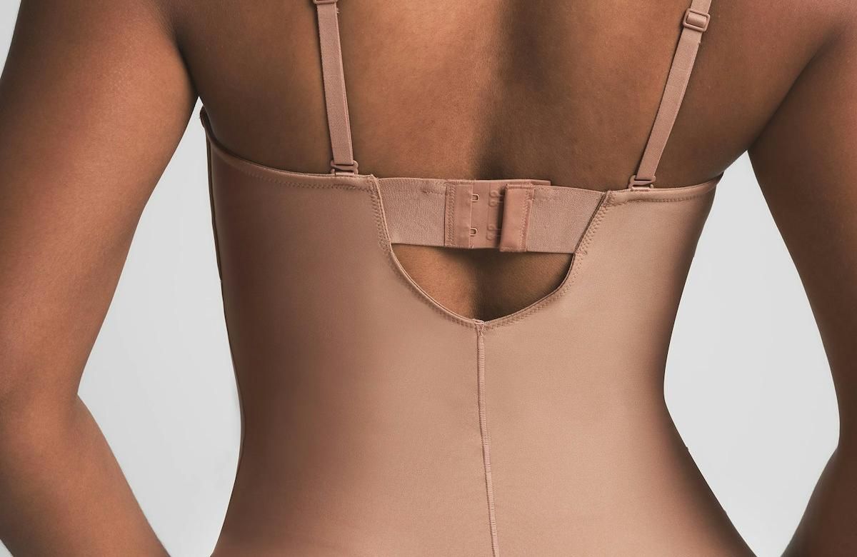 Skims Body Underwire Thong Bodysuit