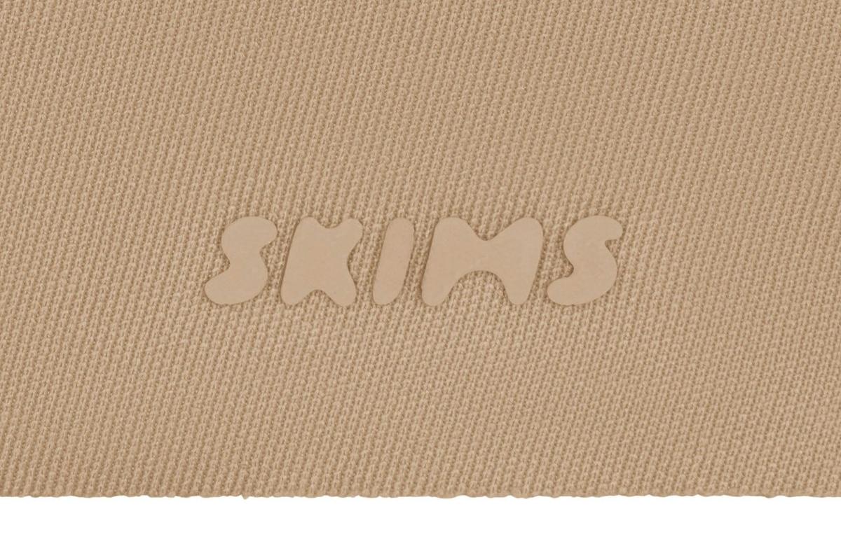 Skims Ultimate Body Push-Up Thong Bodysuit