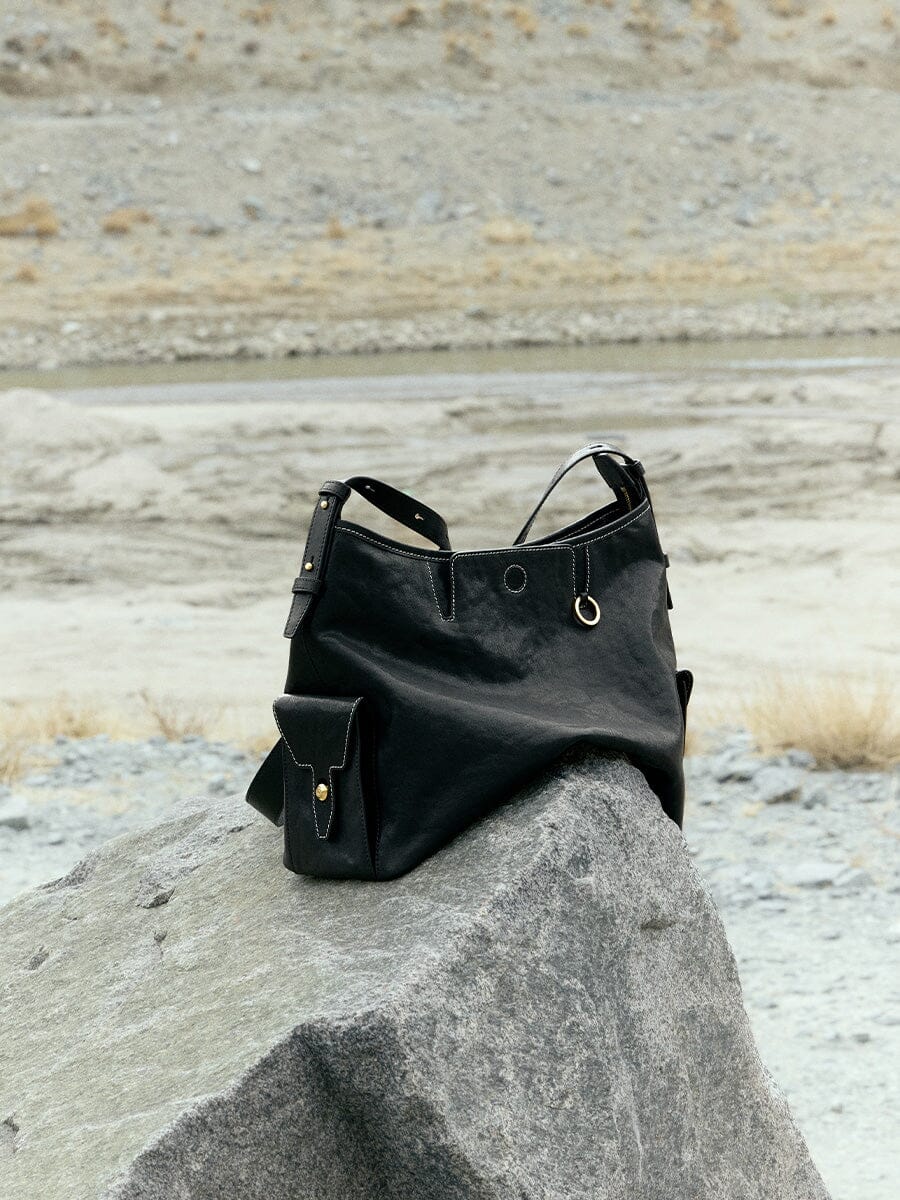 Songmont Small Yore Hobo Bag Onyx