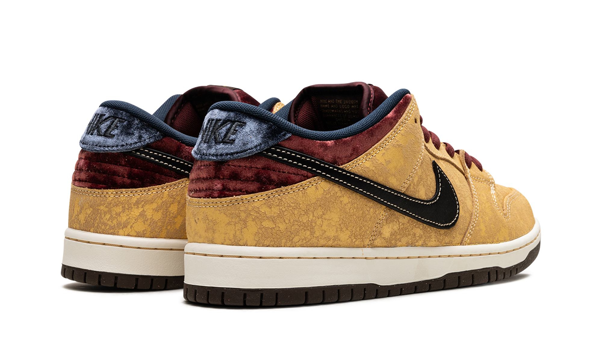 Nike SB Dunk Low City of Cinema