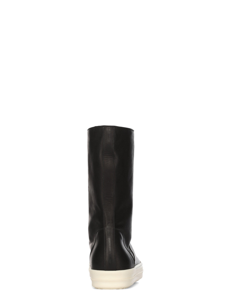 #color_black-milk-milk